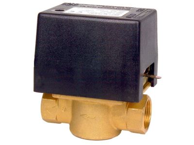 Elektrický dvoucestný ventil. Připojení 3/4“ in 230 V